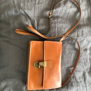 Small Patricia Nash cross body purse, new with tags